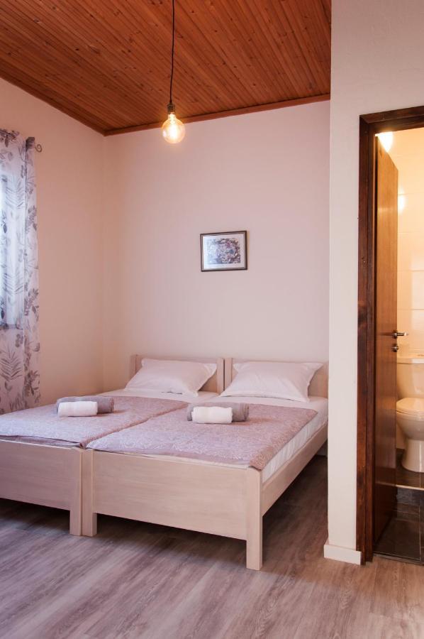 Domus Albus Hotell Zadar Exteriör bild